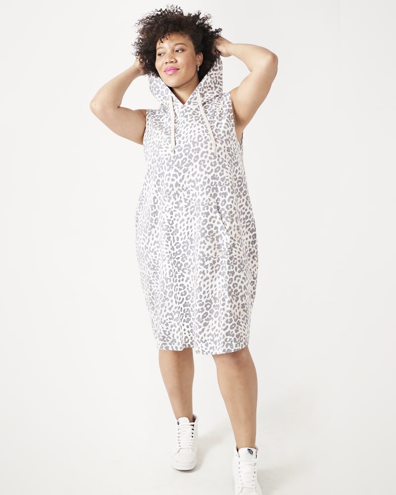 Plus size model with apple body shape wearing  by Marc NY | Dia&Co | dia_product_style_image_id:160861